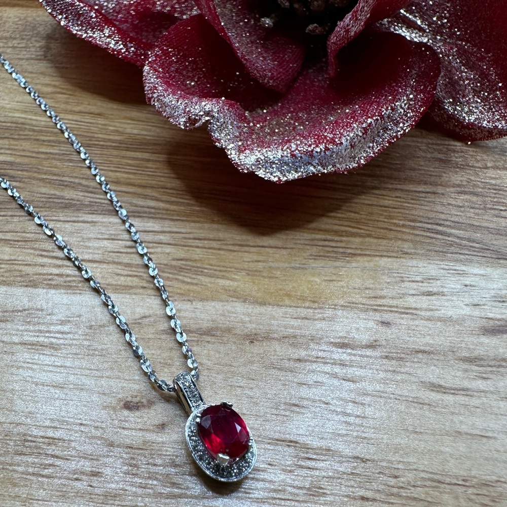 Ruby and Diamond pendant 14kt (NEW)